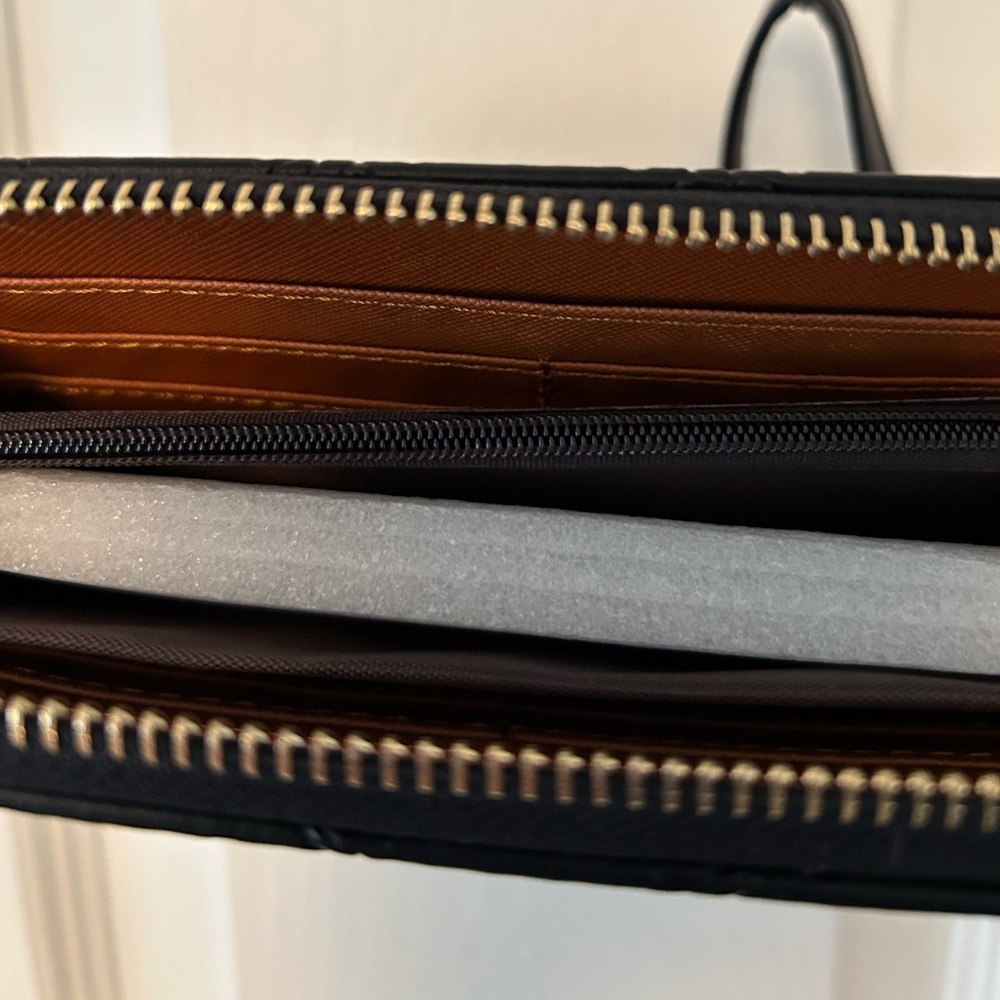American Bee Black Crossbody bag and Wristlet Wallet - Picture 8 of 8